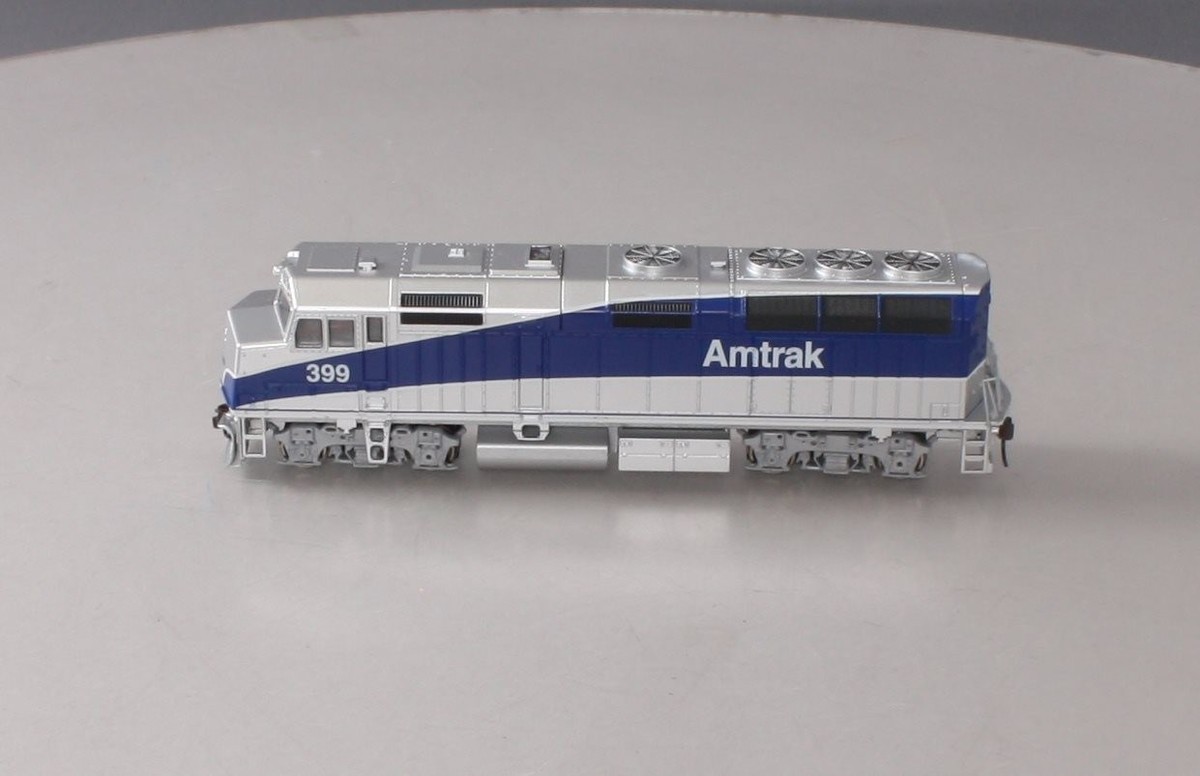 walthers/ウォルサーズ 　Amtrak　 ディーゼル機関車 　HOゲージ 動確 ウォルサーズ HOゲージ アムトラック 303 EMD F40PH 動力車