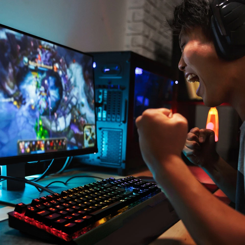 Titanwolf RGB Gaming Set mit Tastatur, Maus und Mauspad - Bild 4 von 4