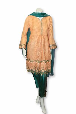 semi formal dresses pakistan Luxurious White 3-Piece Pret – Party & Wedding Wear – Maryum N Maria