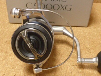 Shimano 23 STRADIC C5000XG Spinning Reel Saltwater & Freshwater