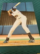 VLADIMIR GUERRERO   MONTREAL EXPOS   POSTER COLOR  8 x 11  INCHES