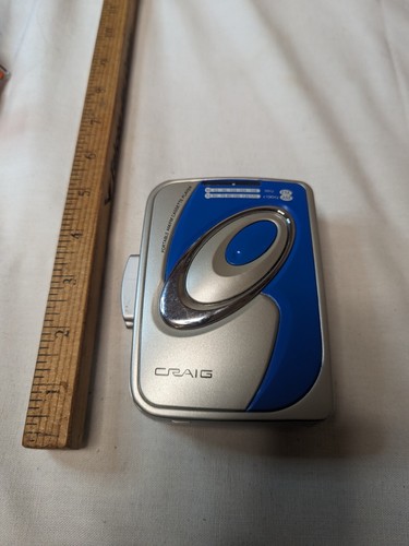 Craig Portable Tape Player - For Parts or Repair - Picture 2 of 7