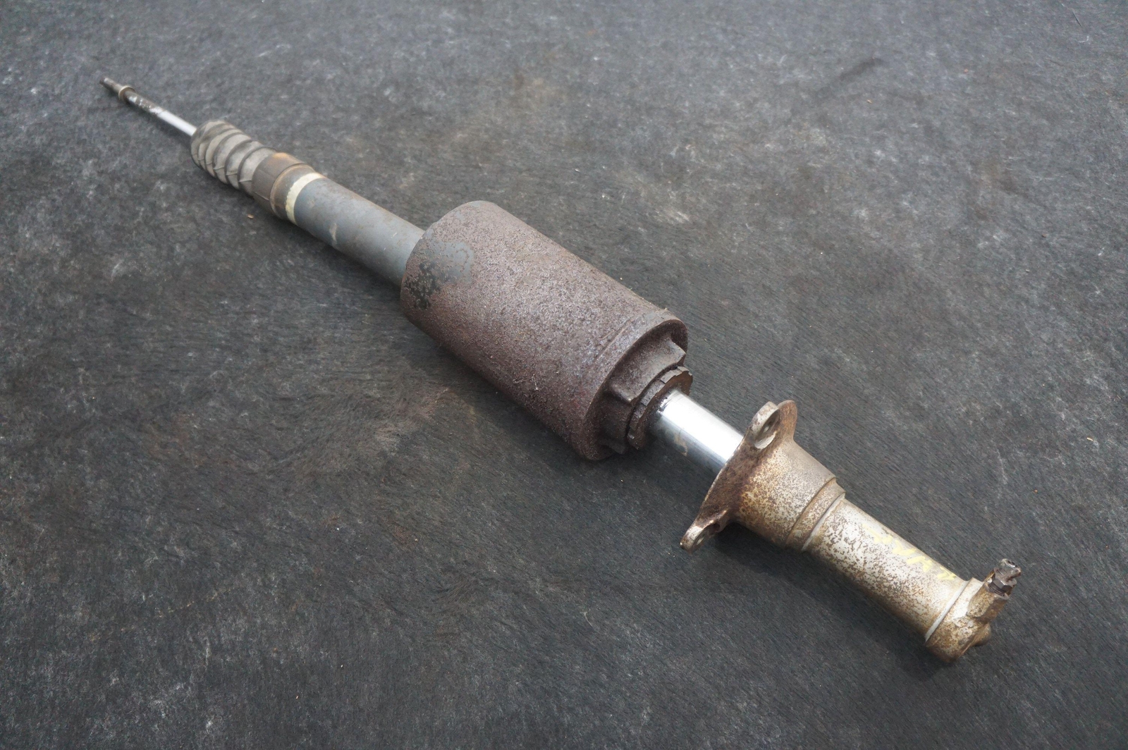 Rear Right Shock Absorber Spring Strut OEM Rolls Royce Silver Shadow 1973