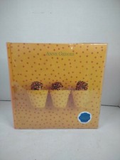 Anne Geddes Photo Album - Babys In Polkadot Potters 148 Pictures  Negs 2002 UR1