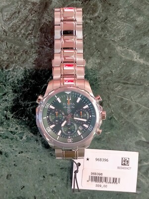 Bulova Marine Star Herrenuhr grün