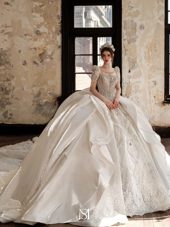 Romantic Crystal&Pearls Wedding Tiaras Headpiece Brides Hair Accessory Gift - Image 3 of 4