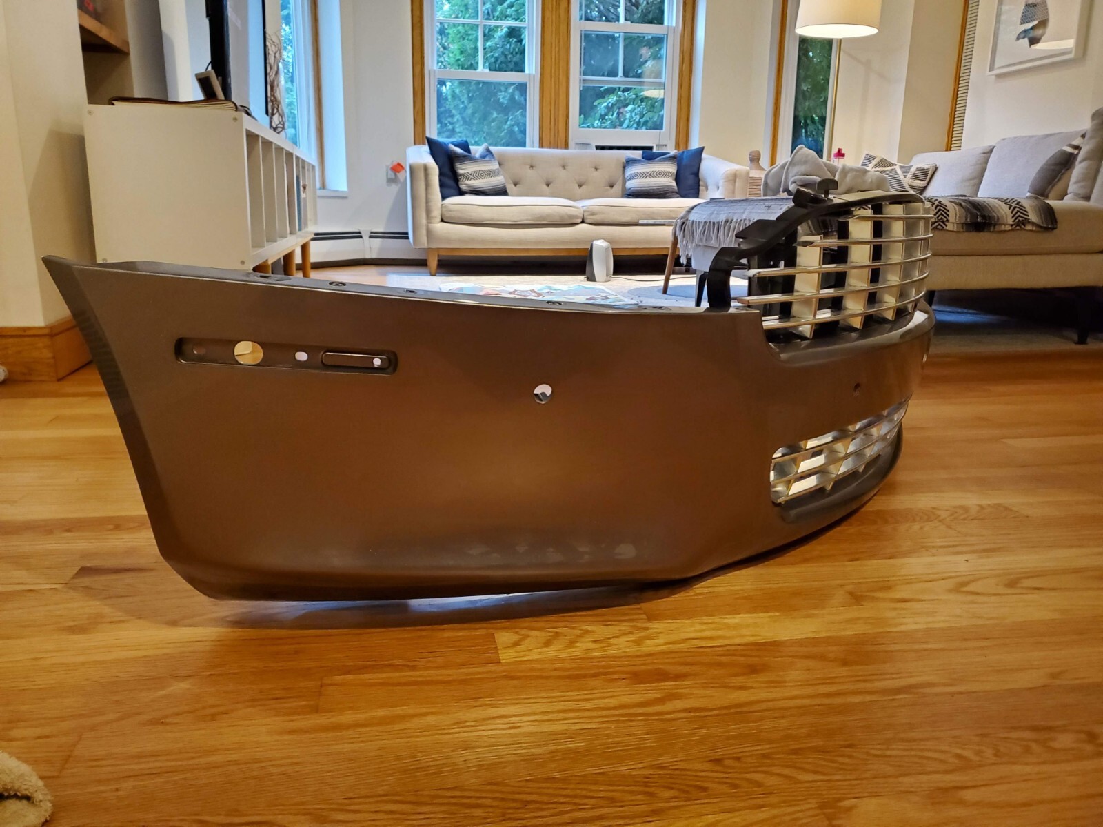 10-12 ASTON MARTIN RAPIDE FRONT BUMPER and GRILL