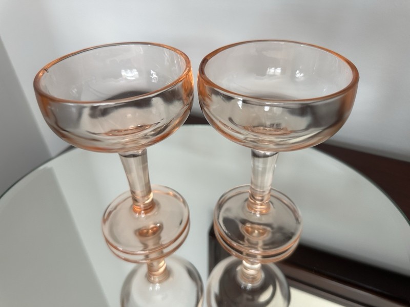 2 Vtg Depression  Pink Heavy Glass Champagne Coupe Compote Glasses 6oz Barware