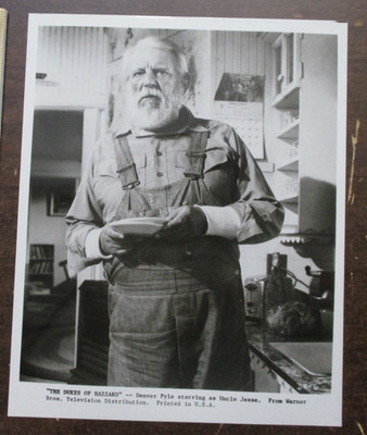 PRESS PROMO PHOTO TV SHOW DUKES OF HAZZARD DENVER PYLE FARM HOUSE 1982 8X10 Q630