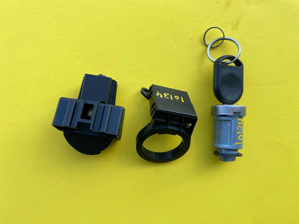 03-06 FORD EXPEDITION IGNITION ANTI THEFT IMMOBILIZER TRANSCEIVER 2L1T-15607-AA - Image 4 of 4