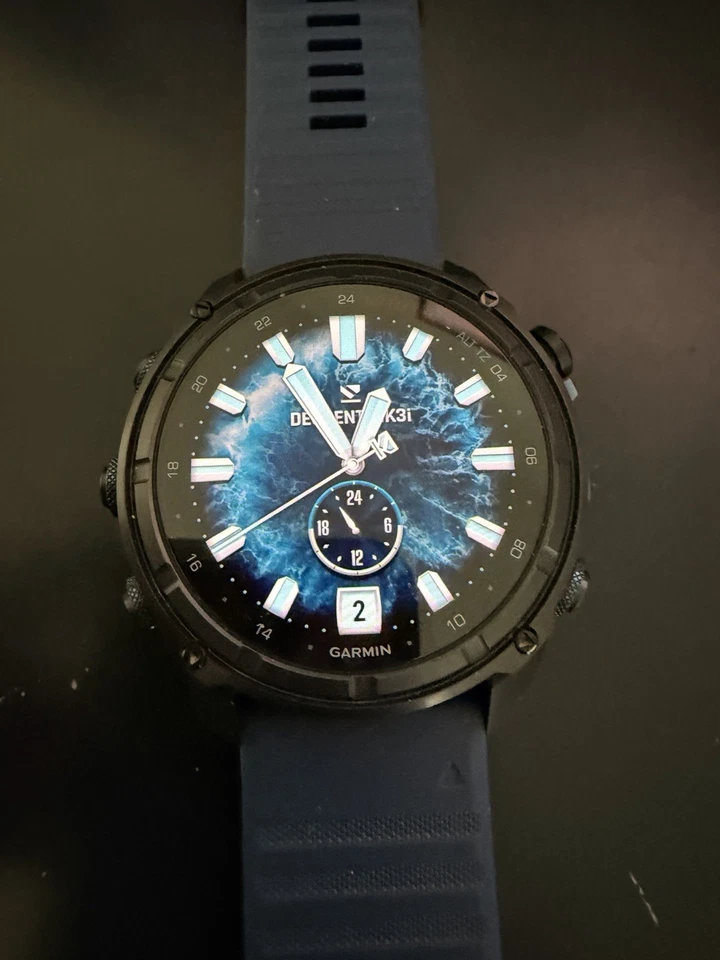 Garmin Descent MK3i Smartwatch 51mm Titan mit Silikonarmband