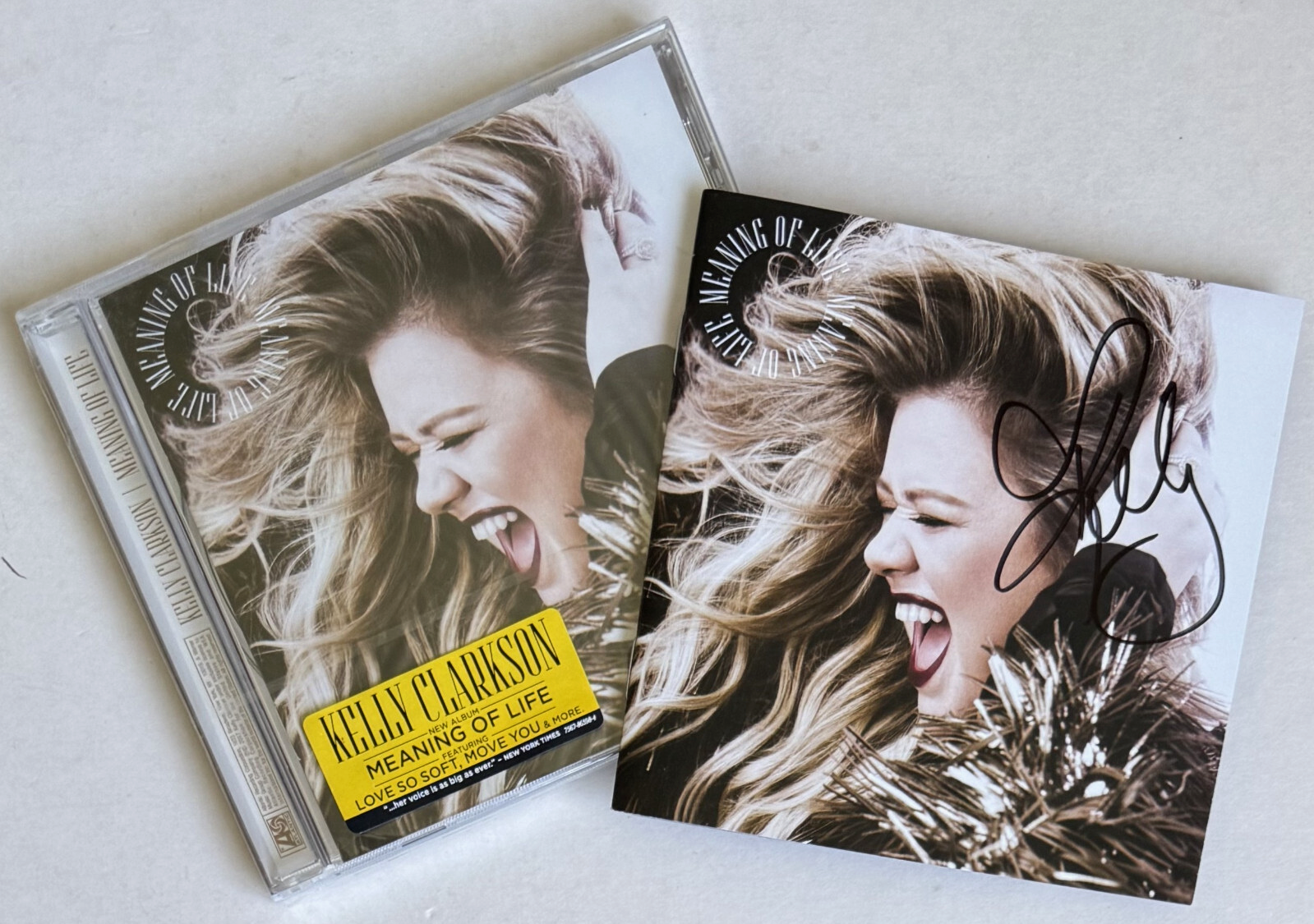 KELLY CLARKSON * MEANING OF LIFE * 14 TRK CD w/ EXCLUSIVE SIGNED BOOKLET * BN!