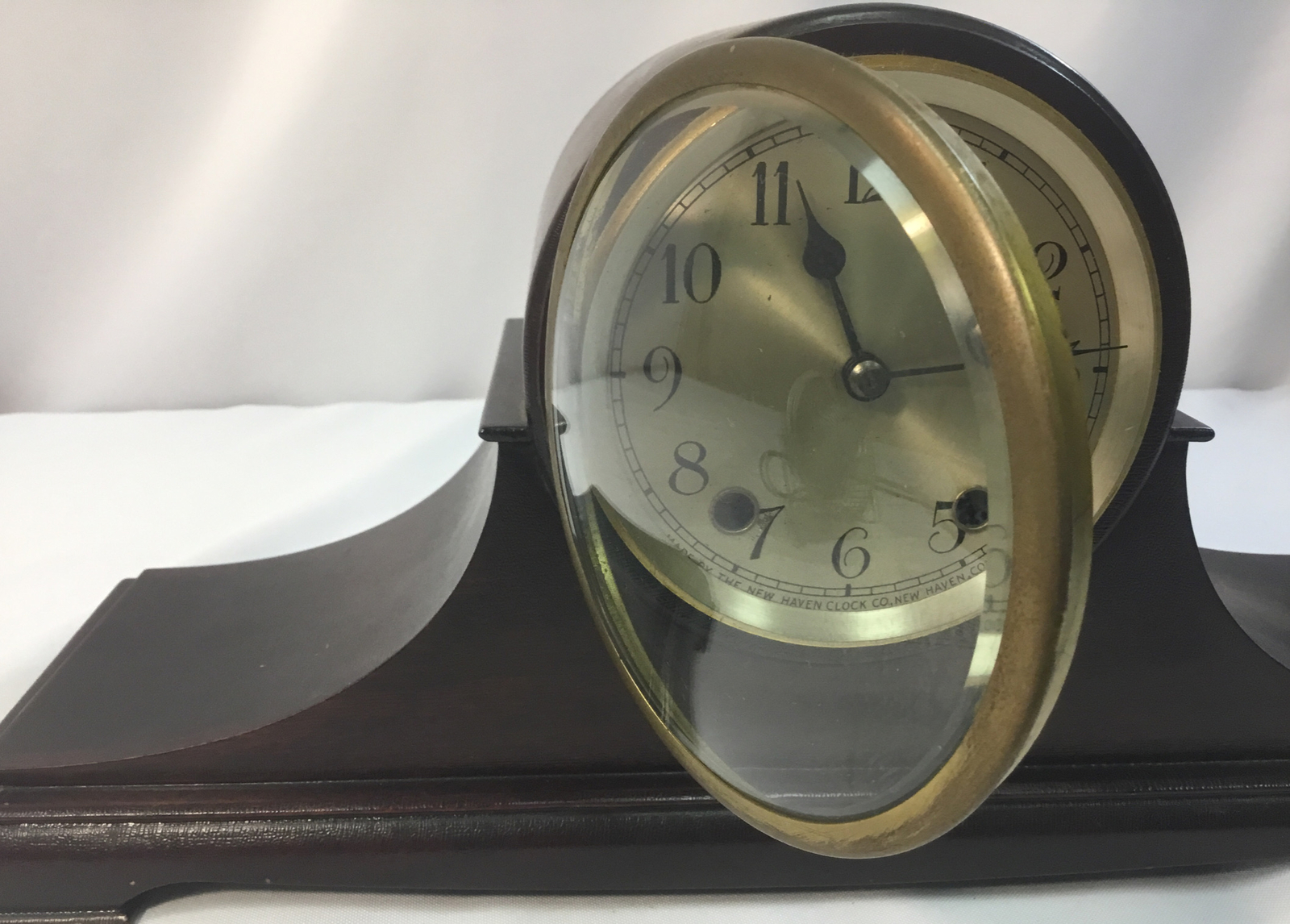 Vintage New Haven Clock Co. Tambour Style Mantle Clock W/key eBay