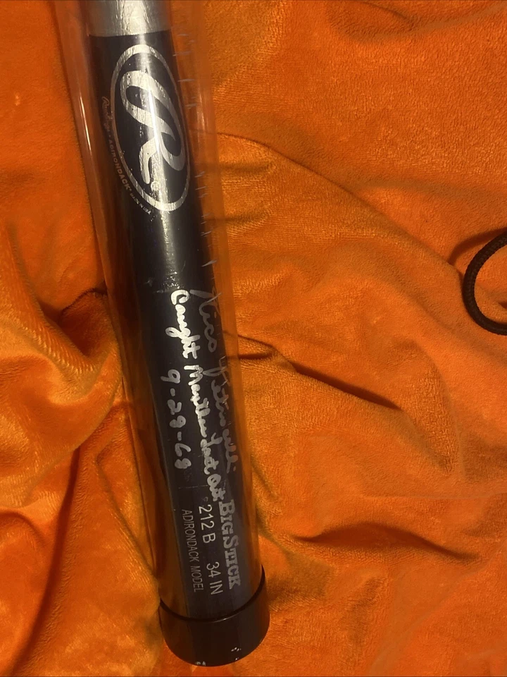 签名棒球棒 — 第 3/4 张图片