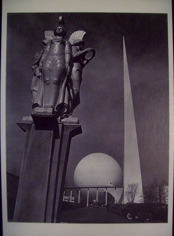 NEW YORK WORLD'S FAIR, 1939 photo - 1989 Pomegranate Postcard 