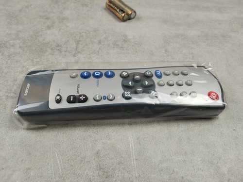 Genuine Archos Mobile DVR Remote Control AV 500 AV 700 Series R3201L Free P&P - Picture 2 of 23