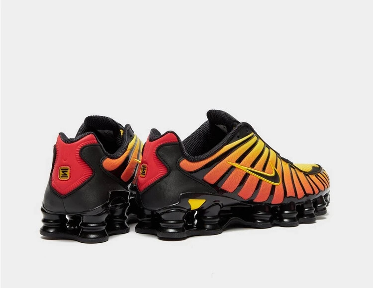 靴 Nike  Shox TL \"Black and Max Orange NIKE ナイキ ウィメンズ ショックス スニーカー W SHOX TL