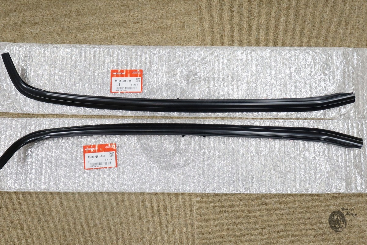 1993-1997 Honda Genuine Civic del Sol RH+LH Front Windshield Side