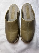 Calia by Carrie Underwood Tan Kendra Clogs - Womens Size 7