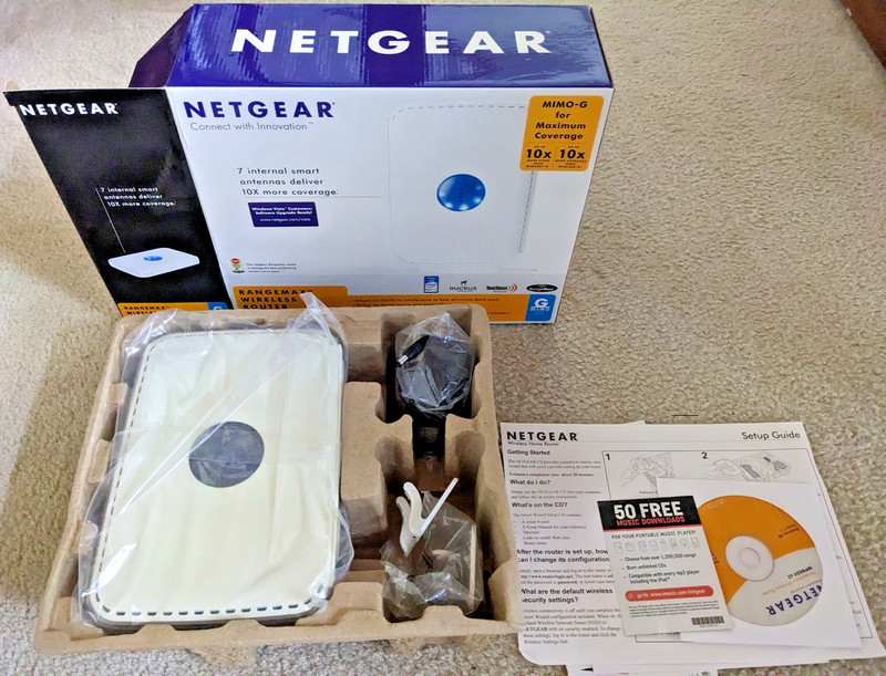 Vintage NETGEAR WPN824 RangeMax Wireless Router  - 4-port switch - 10/100