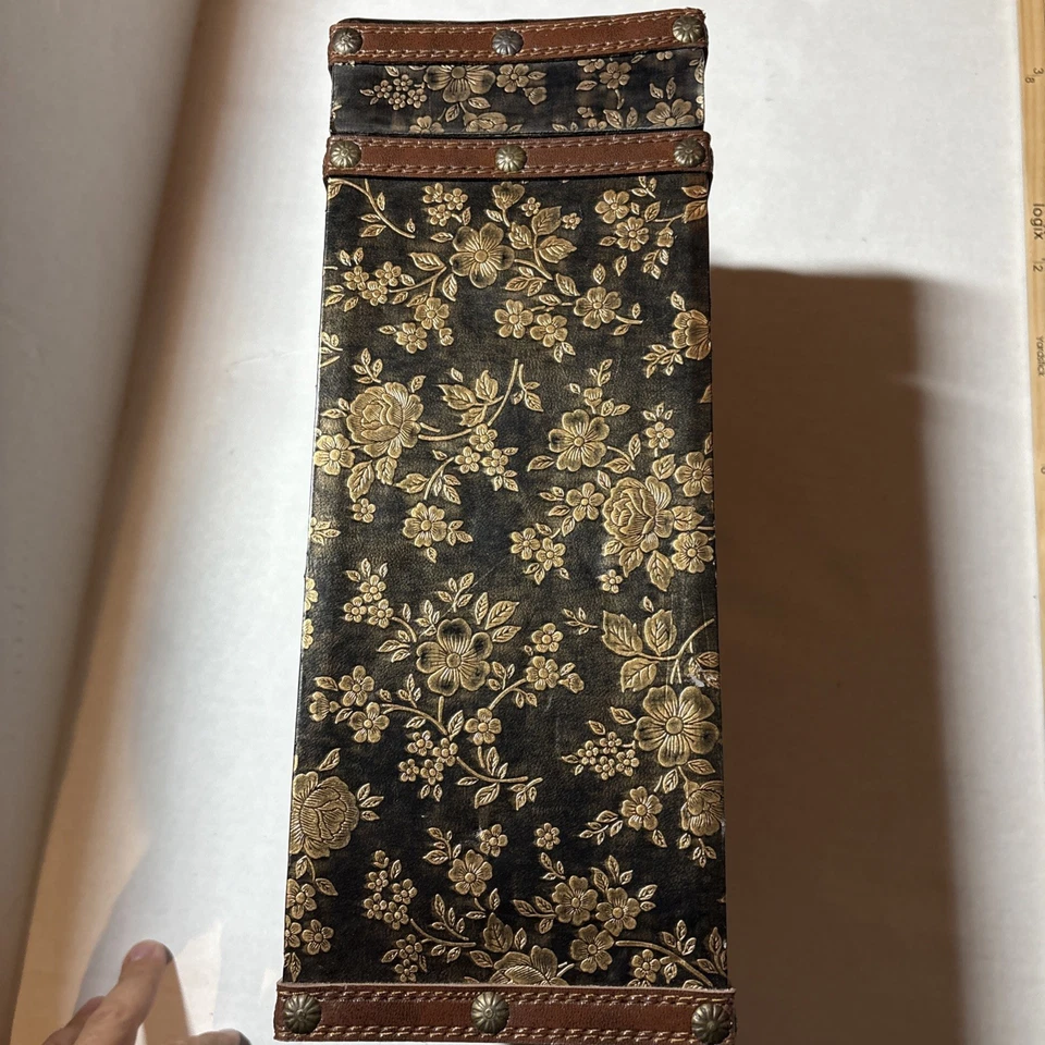 Cofre de vino decorativo floral caja de vino doble Chateau Edgewater Foto 2 de 4