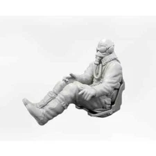 1/32 Forward Facing Pilot Resin Figure – Unassembled Unpainted Model Kit