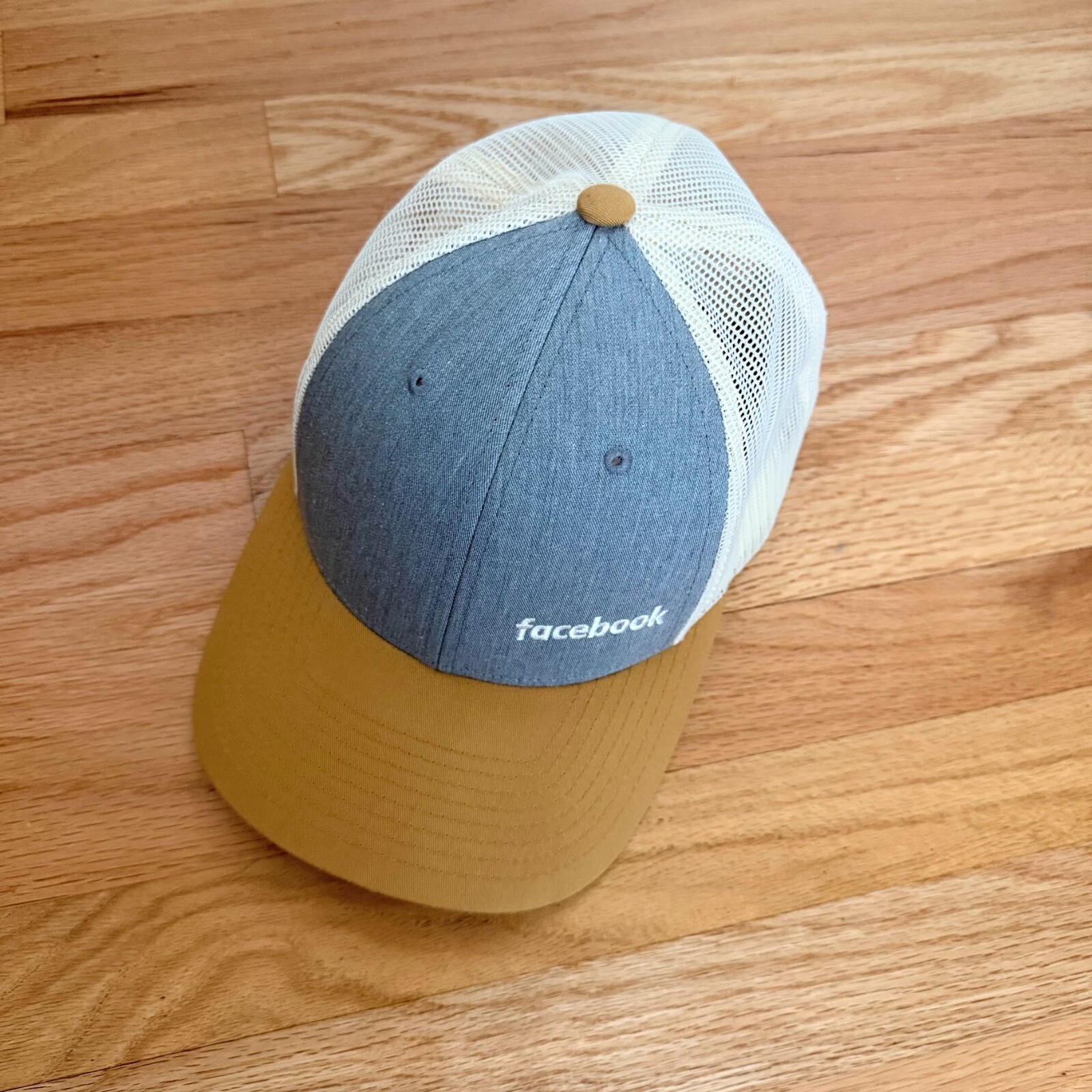 Adjustable Trucker Hat Baseball Cap with Facebook… - image 2