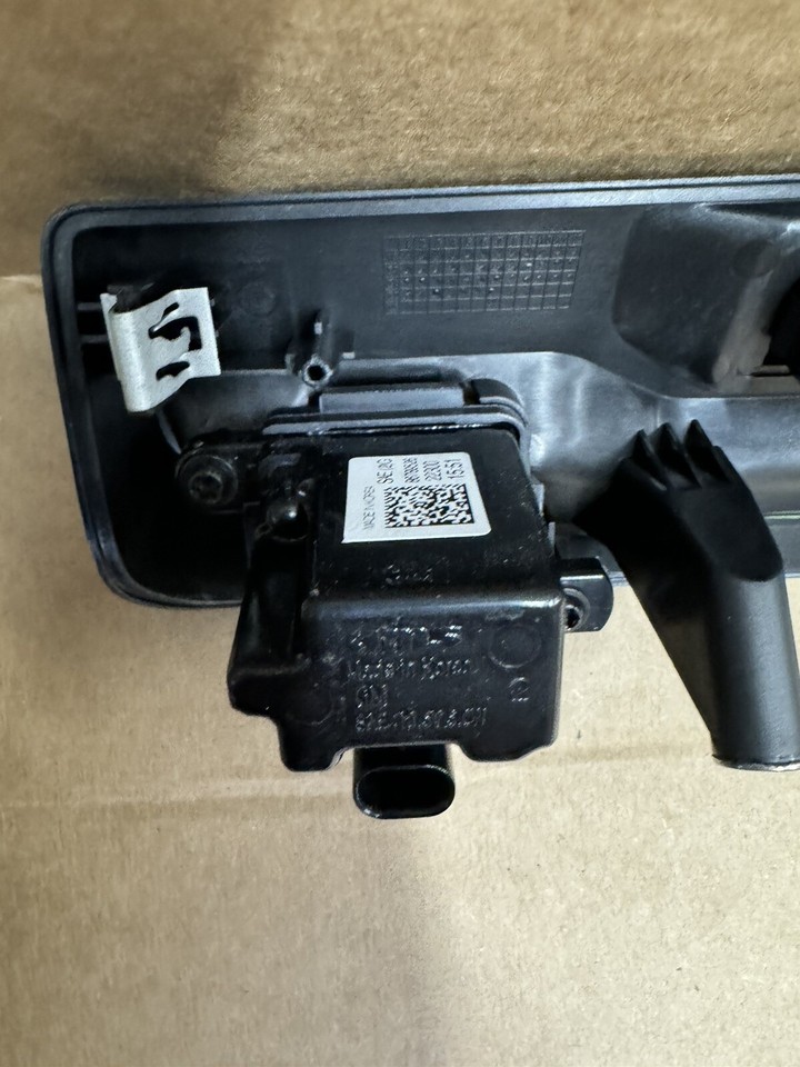 2020-2023 Chevrolet Silverado Tailgate Latch Handle with Camera OEM NEW ...