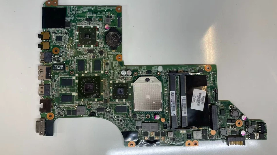 hp dv6-3152sl scheda madre  usato DA0LX8MB6D0 REV D  non funziona - Immagine 2 di 2