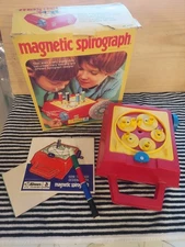 Vtg Kenner Magnetic Spirograph Educational Design Drawing Toy 1971 Complete