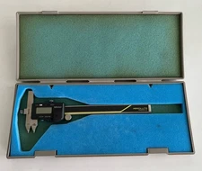 Mitutoyo 573-205-10 Offset Centerline ABS Digimatic Caliper 0.4–6” w/ Case Japan