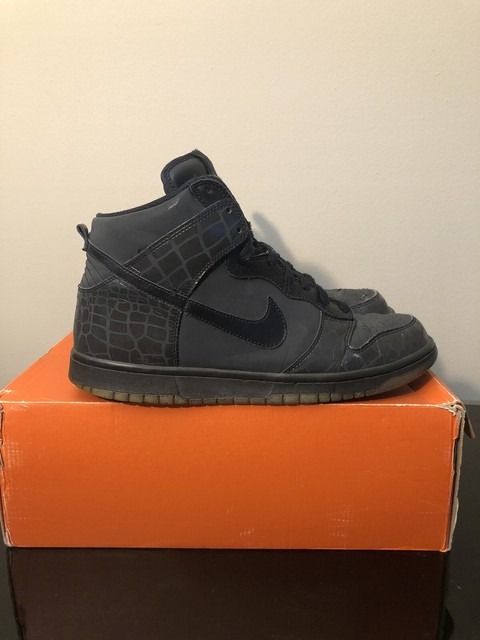 nike dunk reflective croc