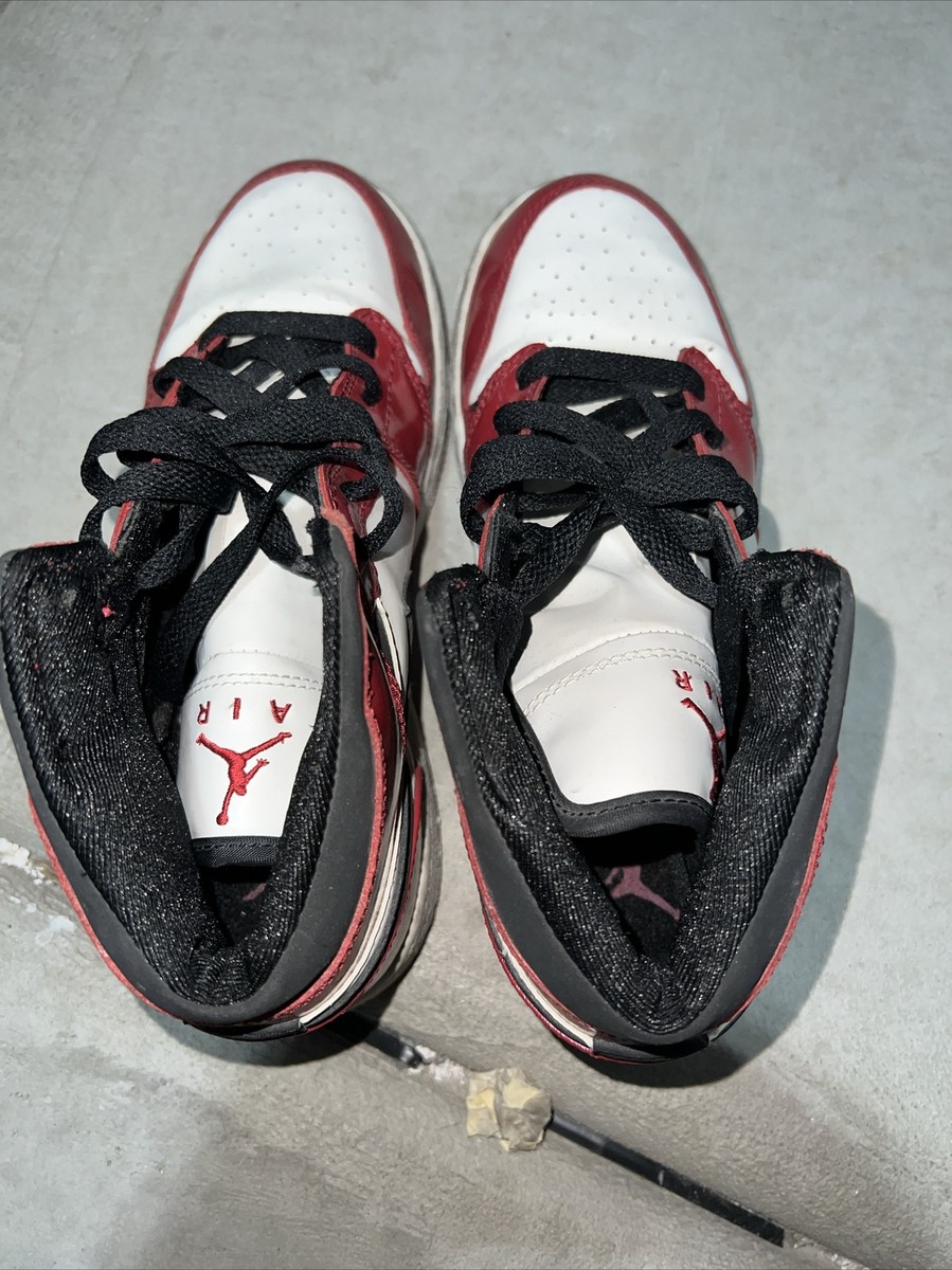 Nike Air Jordan 1 Retro GS Chicago Patent Leather 2003 Sz 4Y Nike Air Jordan 1 Retro GS Chicago Patent Leather 2003 Sz 4Y