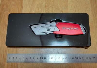 Snap-On Tools Autoloading Utility Knife Red×Silver Aluminum UTK150