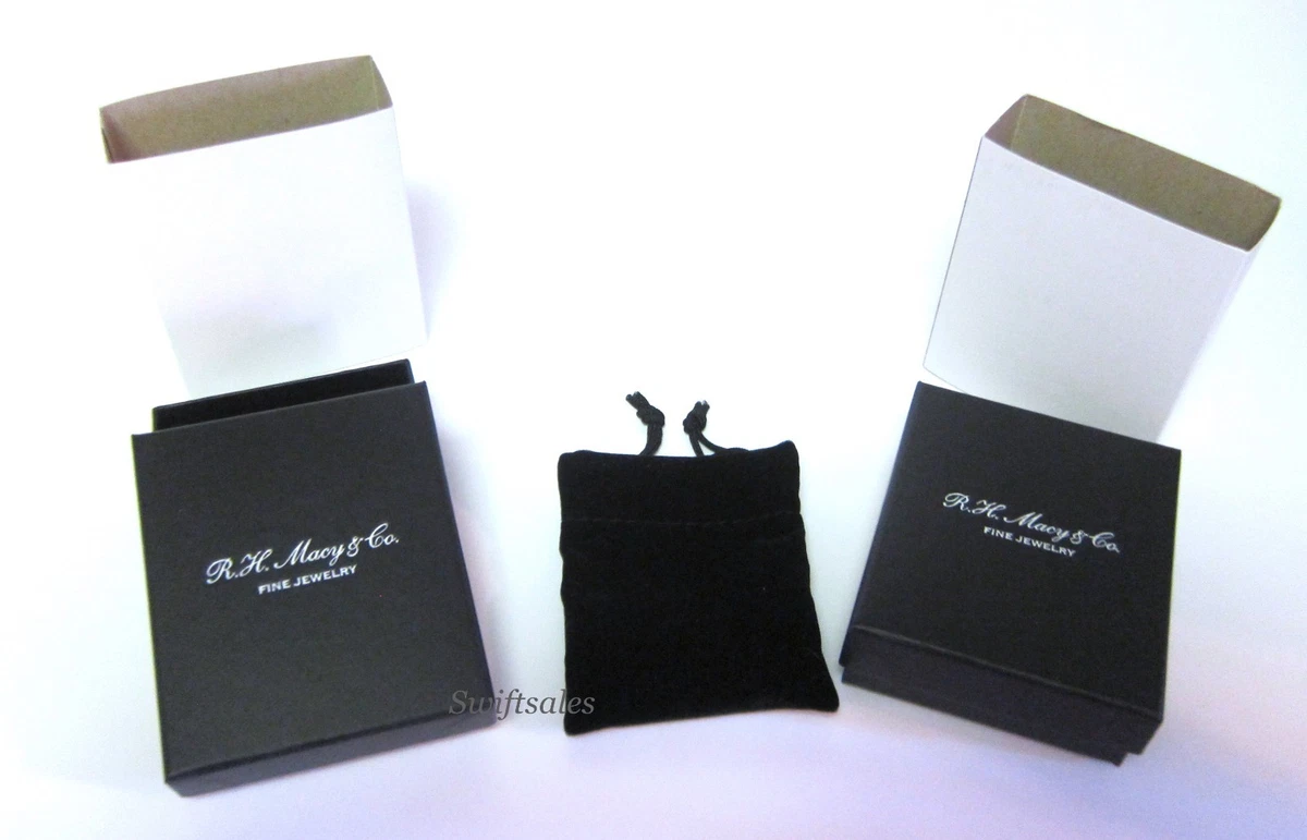 R.H. Macy Macy s Jewelry Display Gift Boxes w Pouches Bracelet