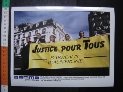 Pressefoto GAMMA 2000 Demonstration Rechtsanwalt Clermont Ferrand Auvergne