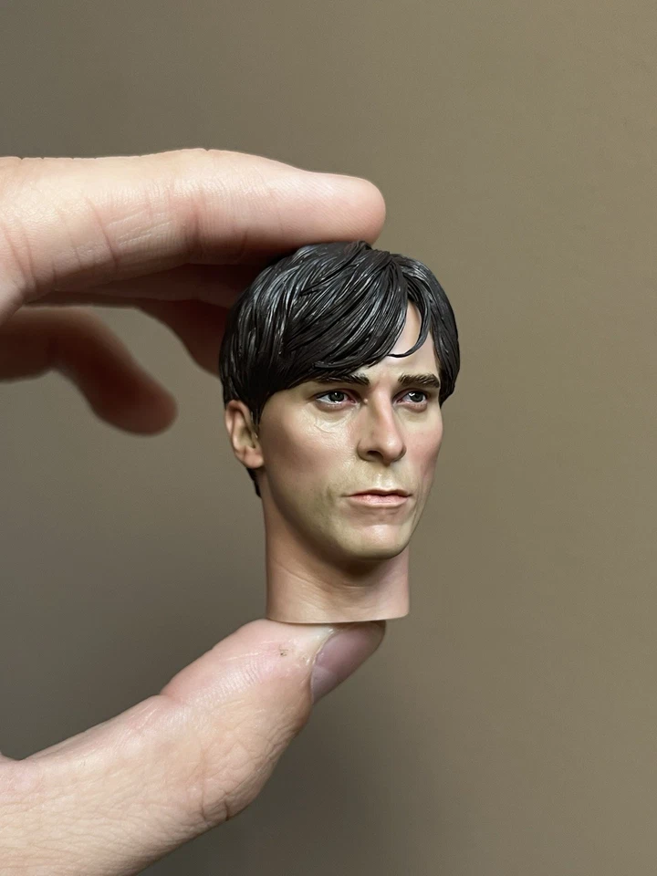Cabeza escultura personalizada Batman Begins Bruce Wayne escala 1:6 Foto 2 de 3