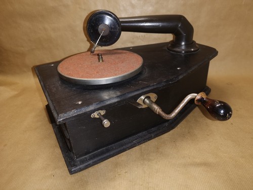 Kleines Holzgrammophon BING? Nürnberg Germany 78rpm Toyphonograph 20s