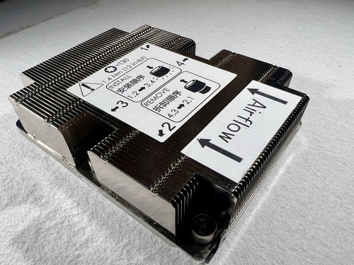 Intel Xeon Gold 6140 CPU 2.3GHz 18 Corrs SR3AX W/1U Heatsink Lot (2) - Picture 2 of 4