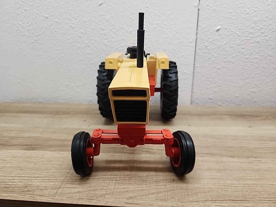 Ertl Farm 1:16 Case 1170 Tractor Agri King - Image 3 of 4