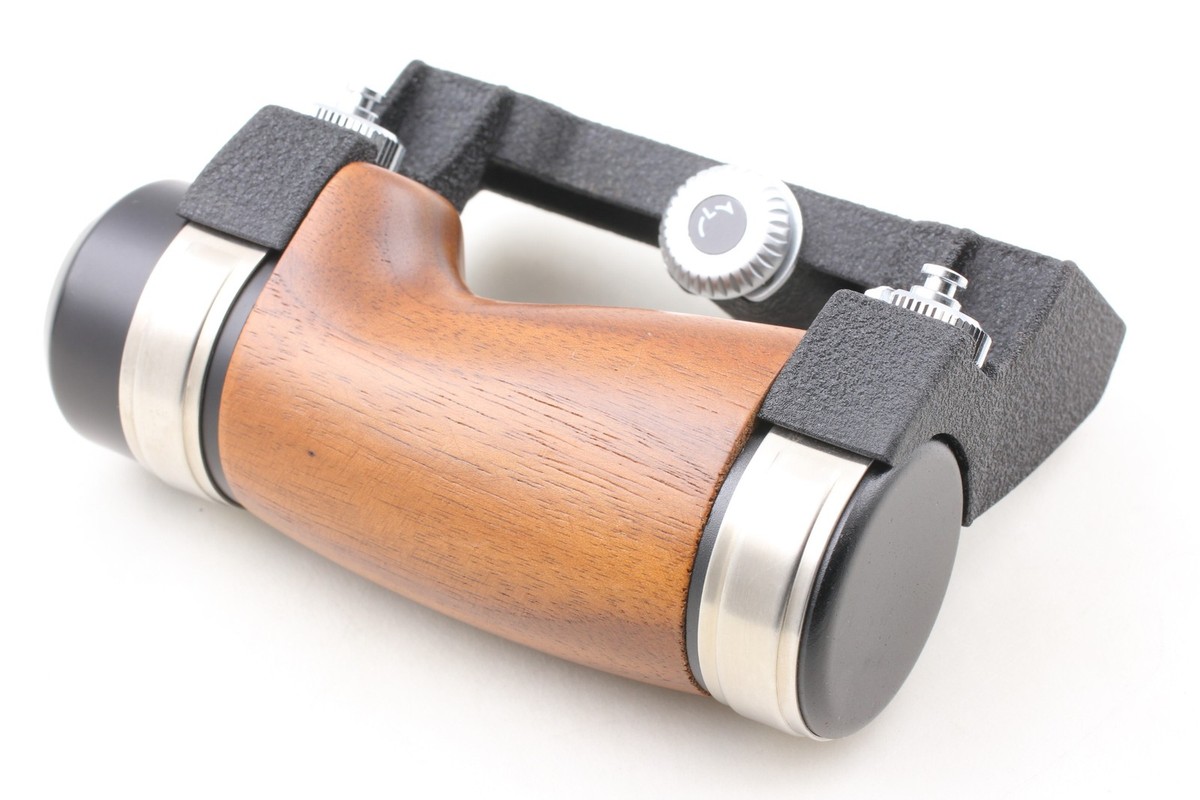 PENTAX ペンタックス 67II TTL ホットシューグリップ 現状品 Late Model [Top Mint] Pentax 67II Hot Shoe Wood Grip For 6x7 67 67