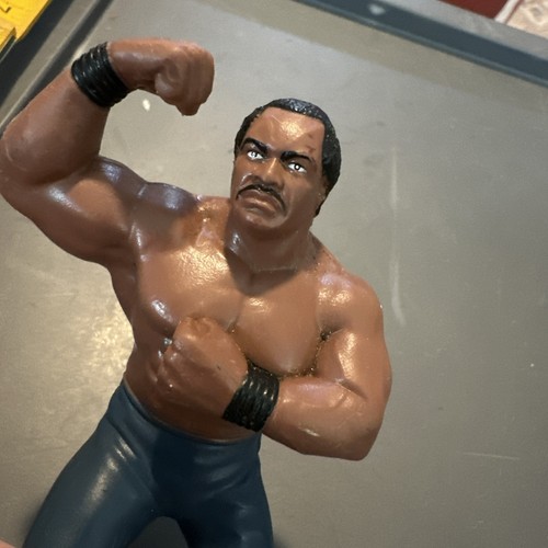 WWF WWE WCW RON SIMMONS GALOOB WRESTLING ACTION FI...