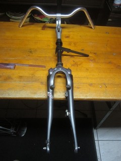 28" Federgabel 25 3mm 195mm Schaft 10cm breit mit Vorbau und Lenker