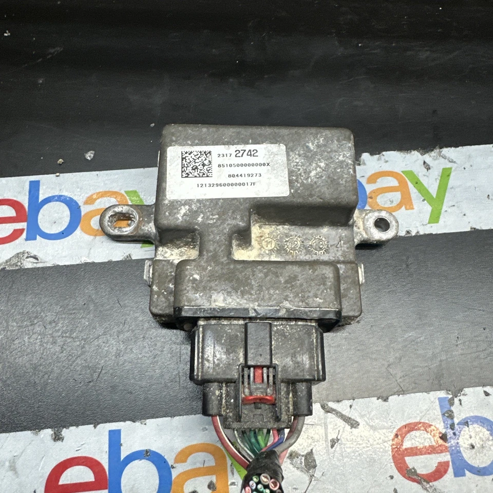 GMC Terrain 2014 módulo de control de bomba de combustible OEM Foto 2 de 4