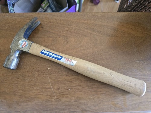 Vaughan Straight Claw 999 20oz USA Wood Handle Smooth Face Hammer
