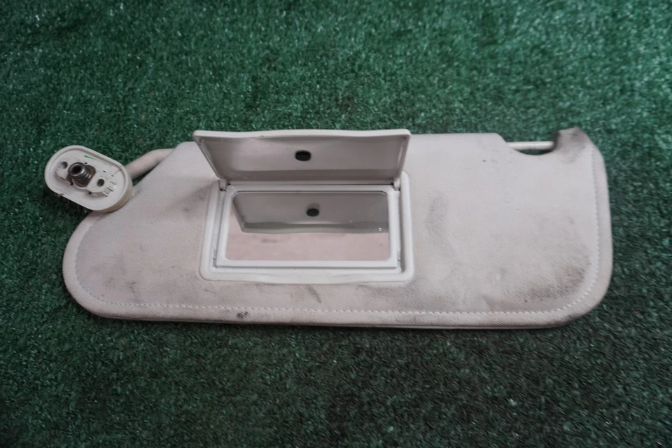 Chrysler Sebring 2008 lado del conductor izquierdo parasol fabricante de equipos originales 1 pieza 1GW14DX9AB Foto 2 de 4