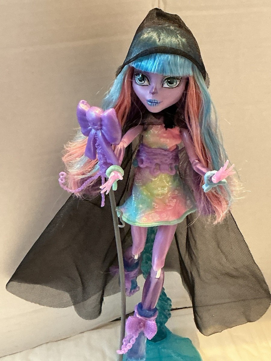 Monster High Haunted Student Spirits River Styxx Doll w/Stand and