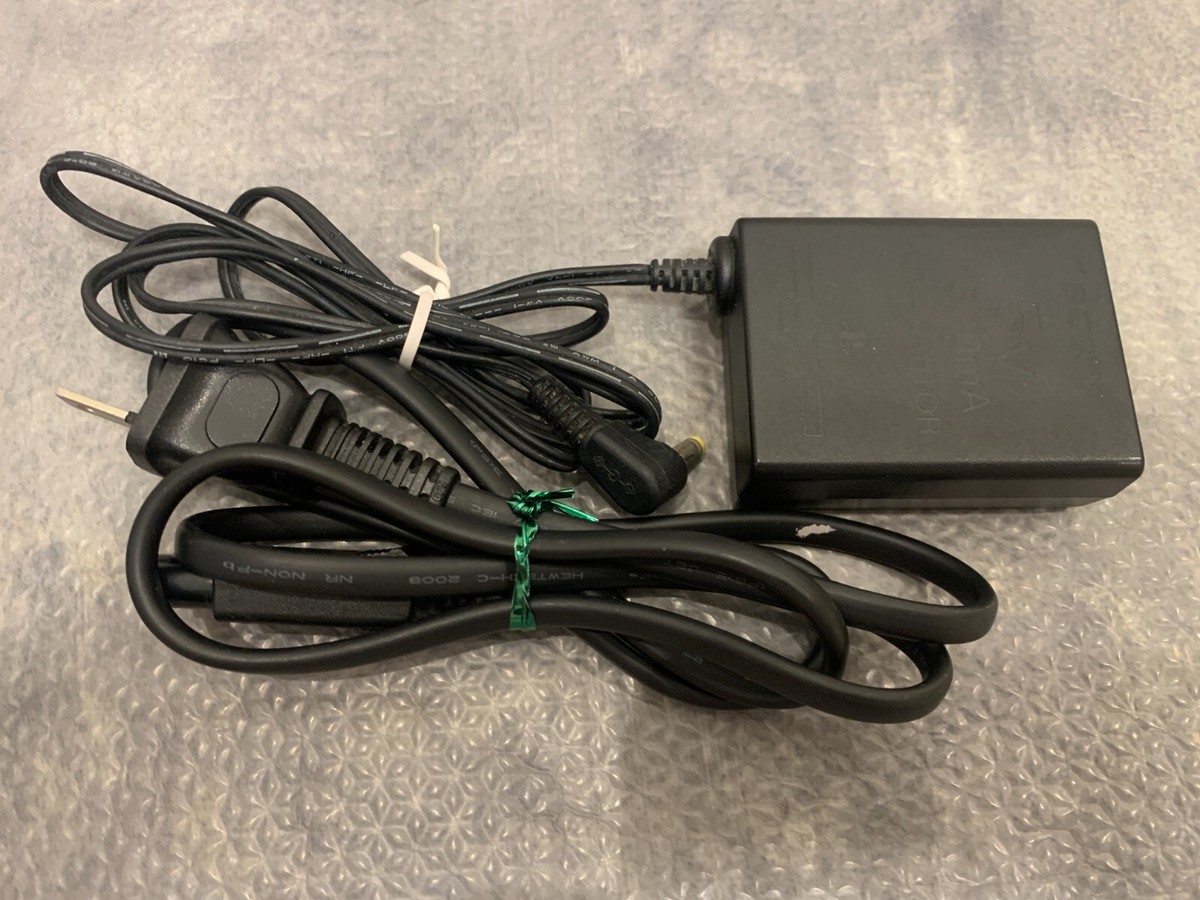 PSPとカセット一式 psp&カセット12点 PSPセット！ pspとカセット12点 ZX Touch