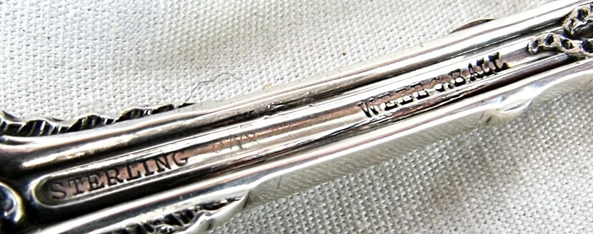ANTIGUO TENEDOR DE SERVIR WHITING POMPADOUR 8-3/4" STERLING WEBB C. BALL Foto 4 de 4