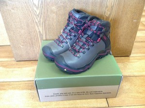 keen liberty ridge hiking boots